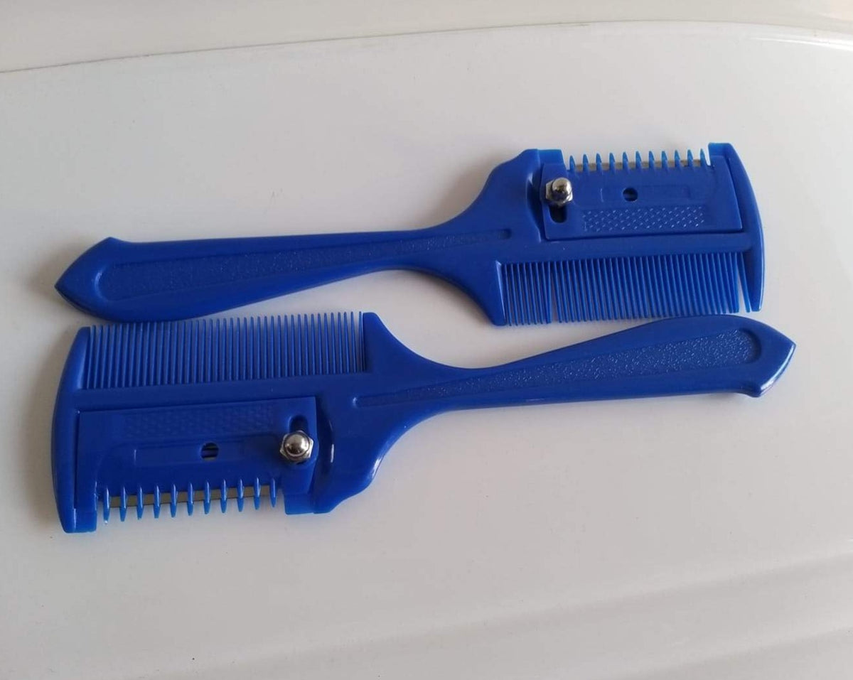 Saddle Up Stripping Comb World of Horses